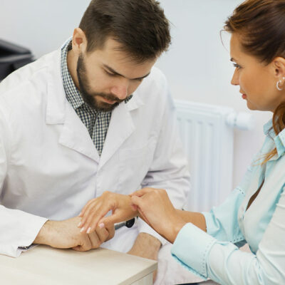 7 Tips to Find the Right Psoriasis Specialist