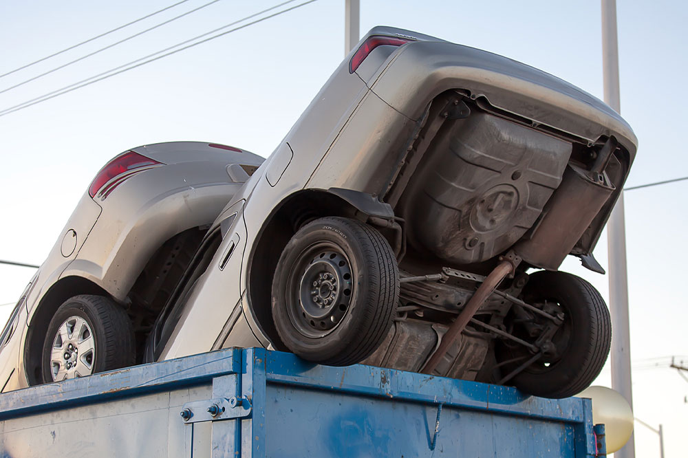 A Complete Guide to Selling Your Junk Car for Cash