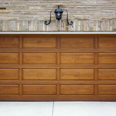 Important features to consider while building garage doors