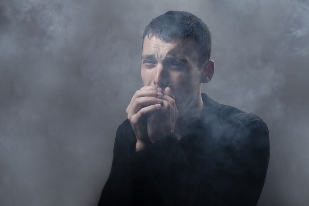 Five Effects on Life of People Who Smoke Daily