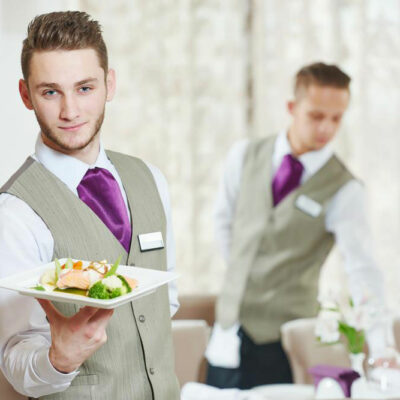 How to choose a hospitality management college in Detroit