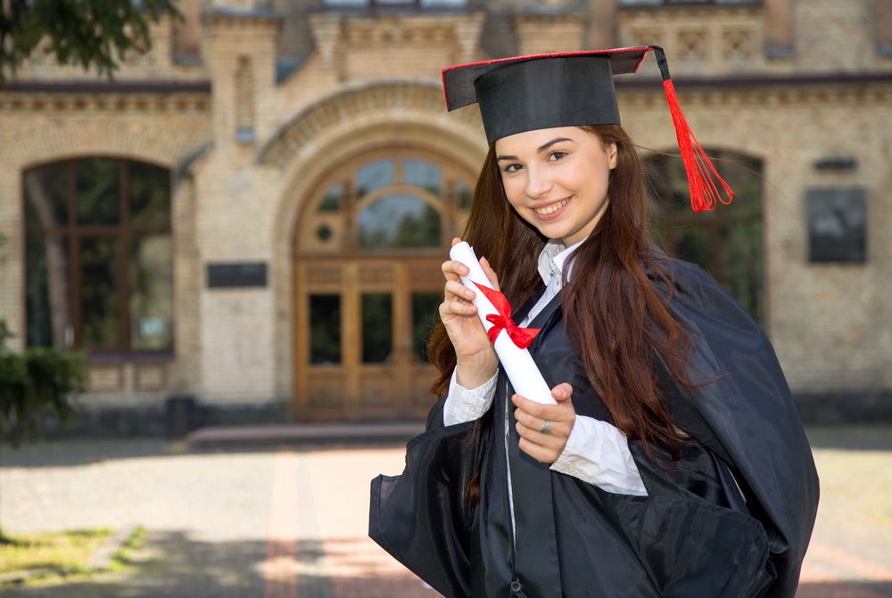 Why Business Management Online Degree Programs Are Far Better