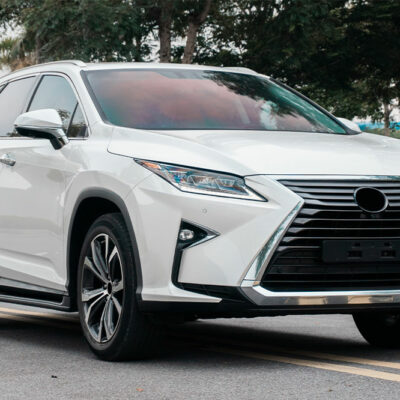 Here&#8217;s What Makes the Lexus RX 400h the Best Luxury SUV