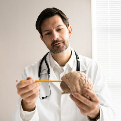 10 Tips for Choosing a Quality Neurologist